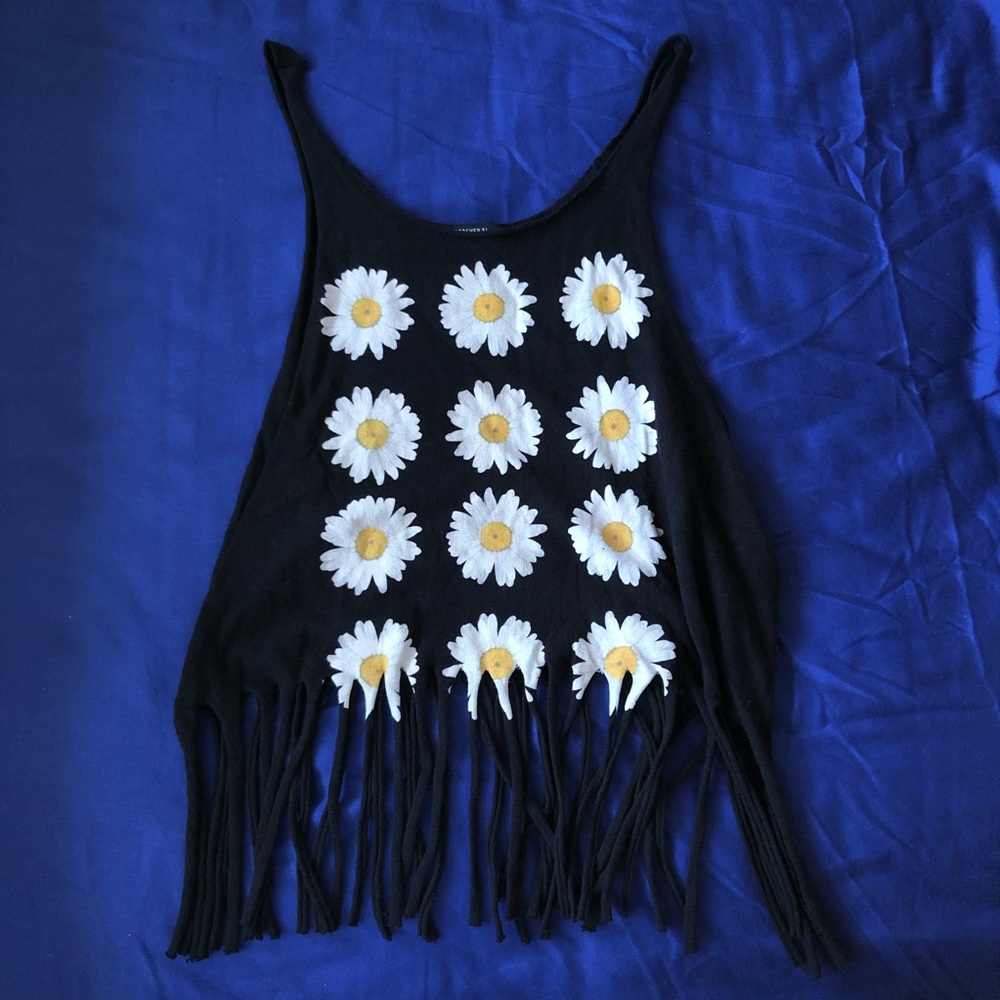 white daisy fringe crop tank